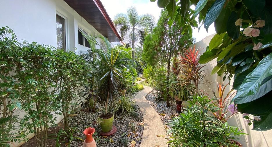 Villa zum Kauf mit 4 Zimmer in Kathu, Phuket