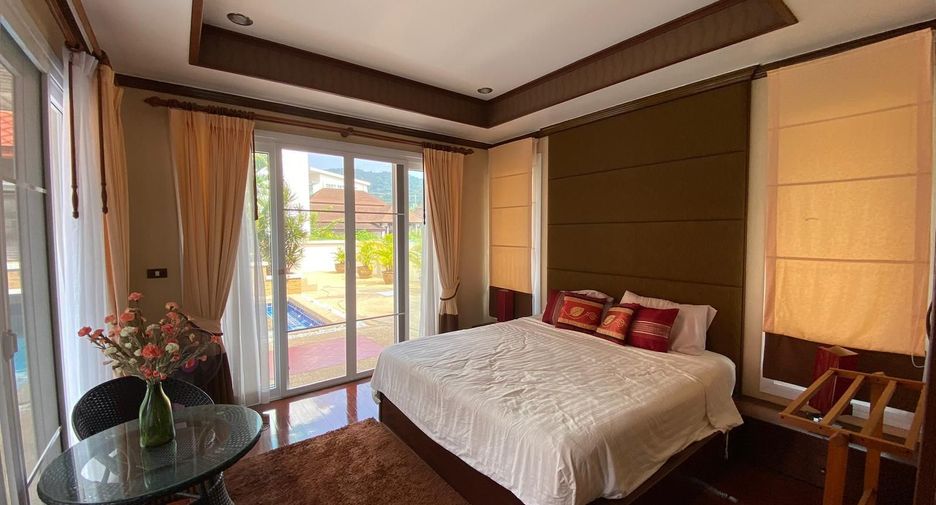 Villa zum Kauf mit 4 Zimmer in Kathu, Phuket
