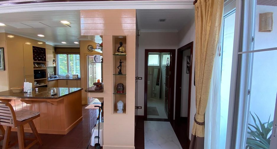 Villa zum Kauf mit 4 Zimmer in Kathu, Phuket
