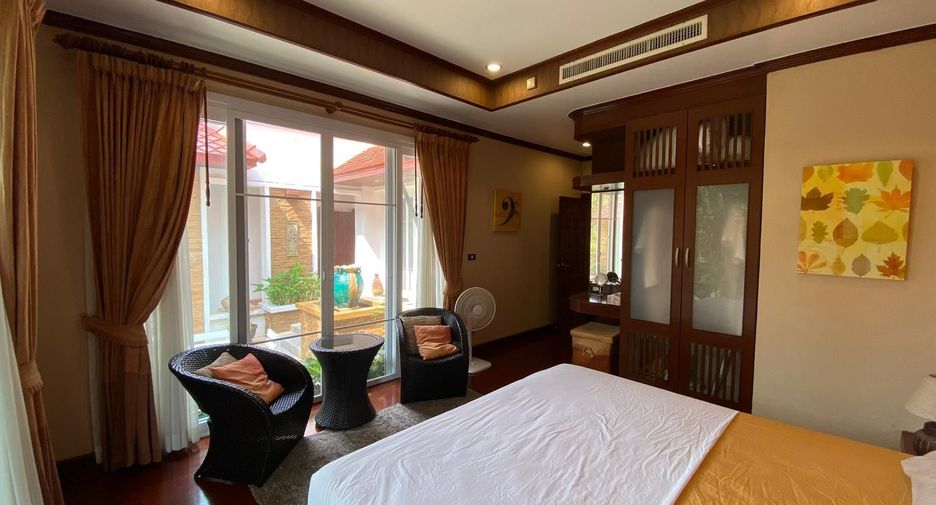 Villa zum Kauf mit 4 Zimmer in Kathu, Phuket