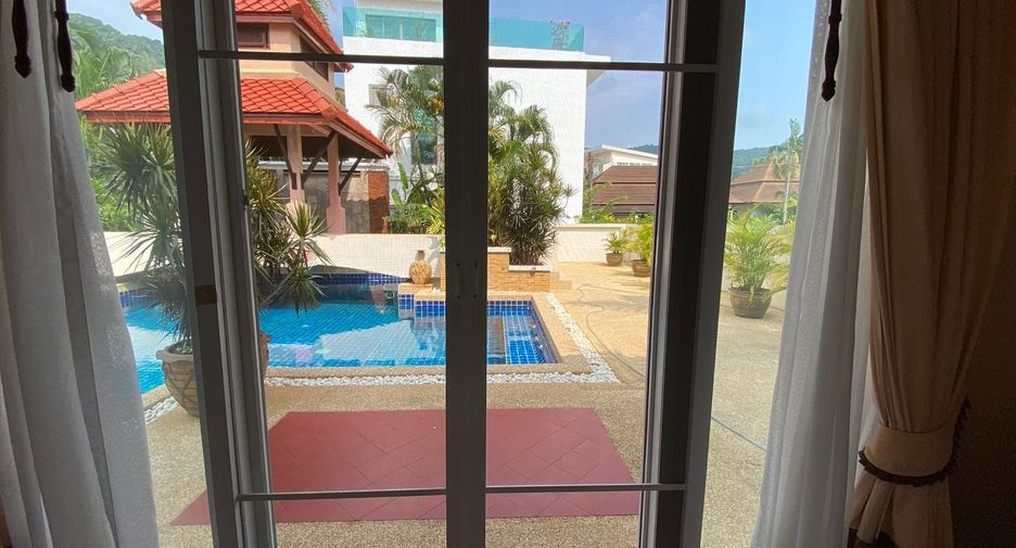 Villa zum Kauf mit 4 Zimmer in Kathu, Phuket