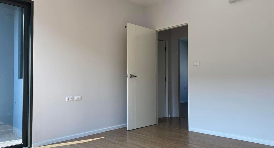 Casa en venta de 3 habitaciones en Bang Kruai, Nonthaburi