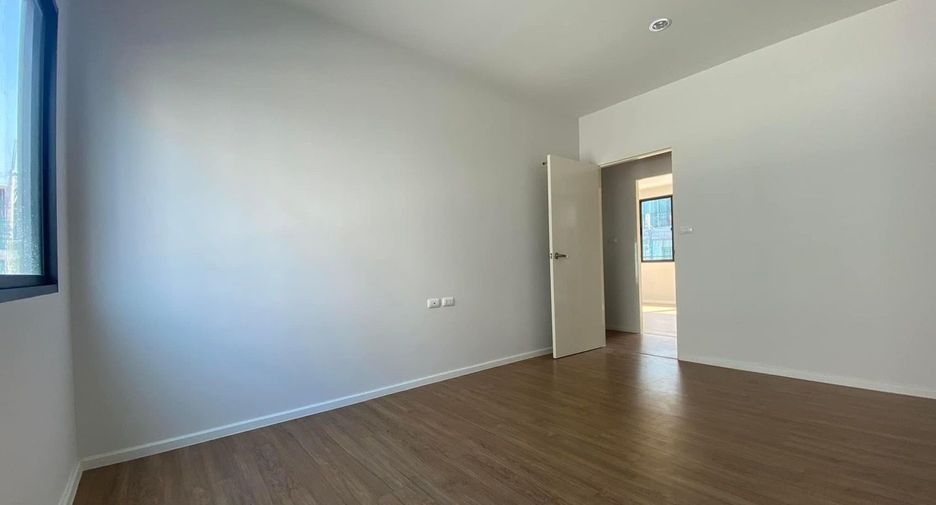 Casa en venta de 3 habitaciones en Bang Kruai, Nonthaburi