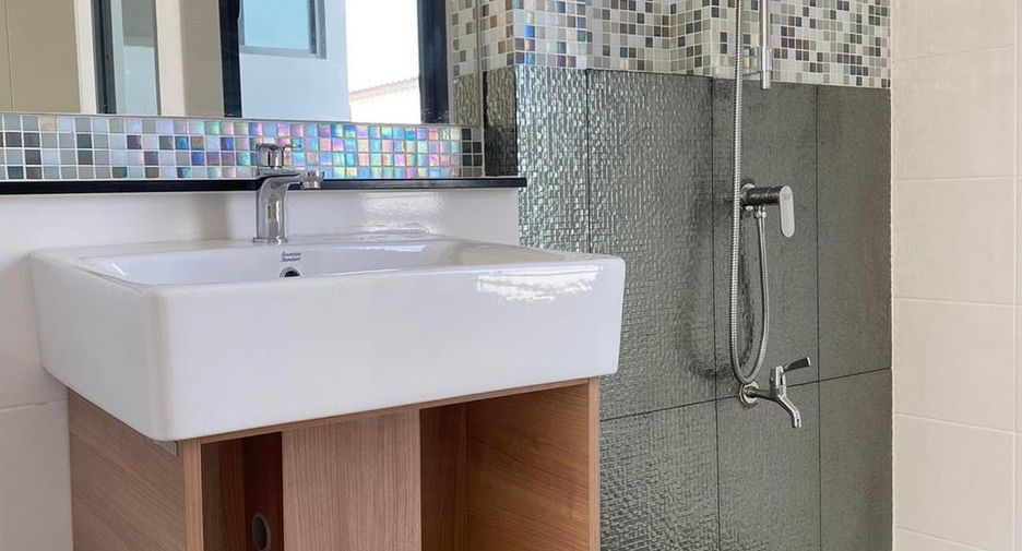 Casa en venta de 3 habitaciones en Bang Kruai, Nonthaburi