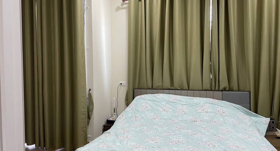 For sale 4 bedrooms townhouse in Mueang Nonthaburi, Nonthaburi