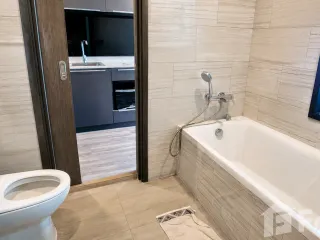 Продажа 1 кровать кондо в Щаттхана, Бангкок
