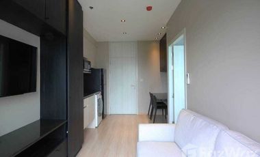 For sale 1 Beds condo in Huai Khwang, Bangkok