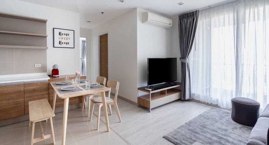 Wohnung zum Kauf und zur Miete mit 2 Zimmer in Phra Khanong, Bangkok