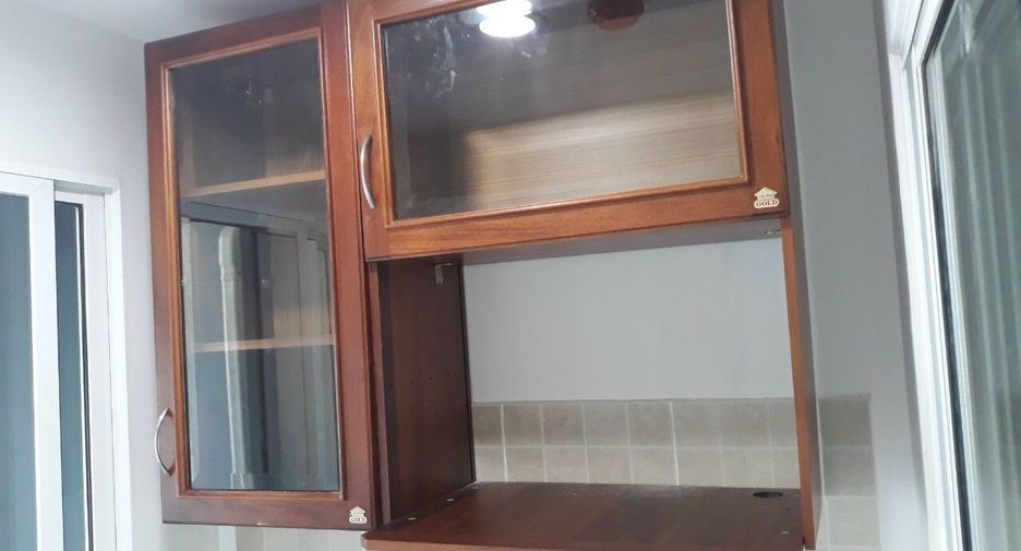 For sale 1 bed condo in Phra Khanong, Bangkok