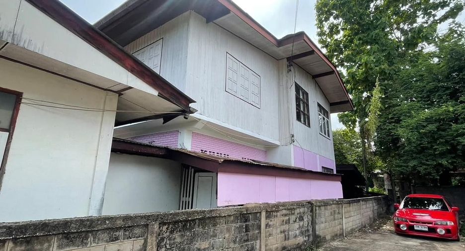 For sale 3 bedrooms house in Mueang Phrae, Phrae