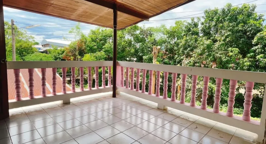 For sale 3 ベッドルーム house in Mueang Phrae, Phrae