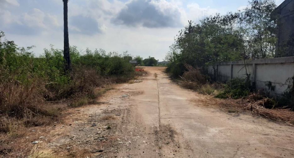 Grundstück zum Kauf in Nakhon Chai Si, Nakhon Pathom