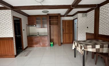 À vendre 2 chambres condo à Huai Khwang, Bangkok