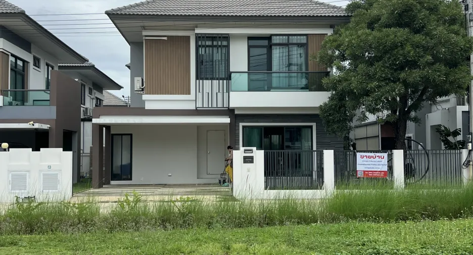 出售 3 卧室 独立屋 在 Mueang Nakhon Ratchasima, Nakhon Ratchasima
