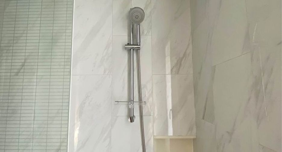 For sale 2 bedrooms condo in Watthana, Bangkok