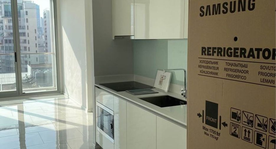 For sale 2 bedrooms condo in Watthana, Bangkok