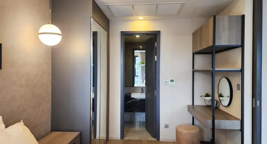 For sale 1 bed condo in Khlong Toei, Bangkok