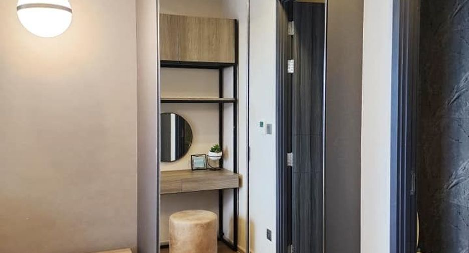 For sale 1 bed condo in Khlong Toei, Bangkok