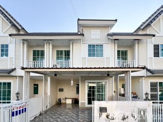 For sale 4 bedrooms townhouse in Sai Noi, Nonthaburi