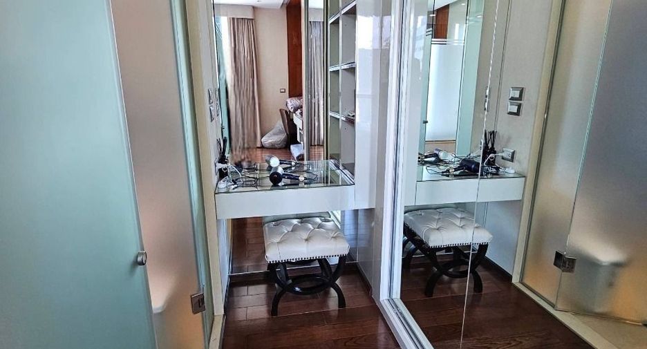 Condo en venta y en alquiler de 1 habitaciones en Khlong Toei, Bangkok