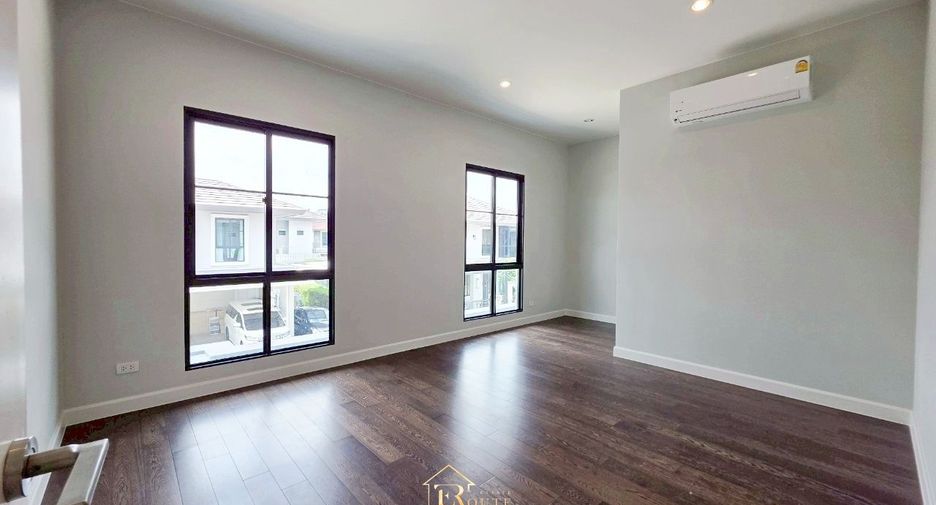 Haus zum Kauf mit 4 Zimmer in Pak Kret, Nonthaburi