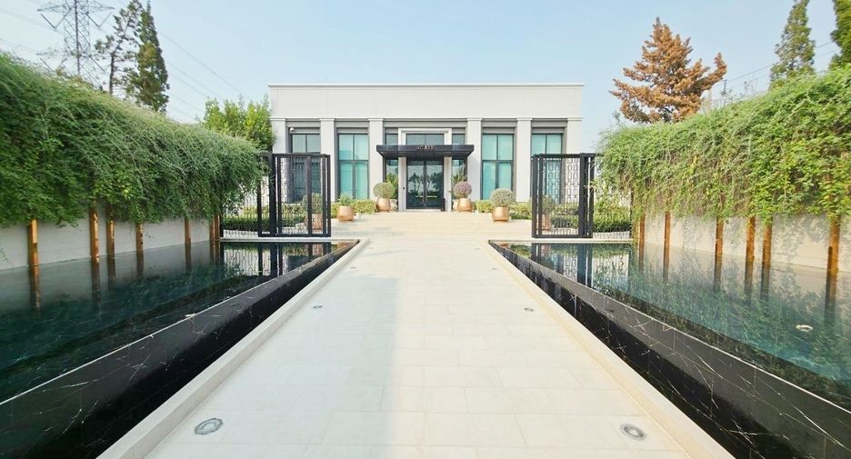 Haus zum Kauf mit 4 Zimmer in Pak Kret, Nonthaburi