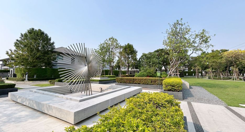 Haus zum Kauf mit 4 Zimmer in Pak Kret, Nonthaburi