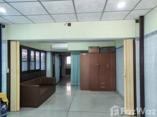 For sale 2 bedrooms townhouse in Mueang Nakhon Pathom, Nakhon Pathom