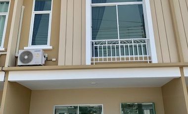 For rent 3 bedrooms townhouse in Bang Bua Thong, Nonthaburi