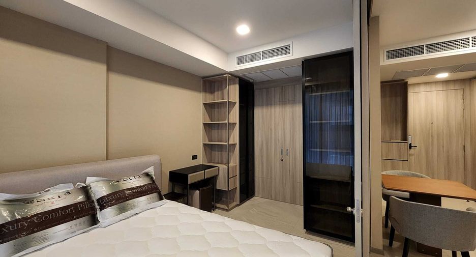 For sale and for rent 1 bed condo in Watthana, Bangkok