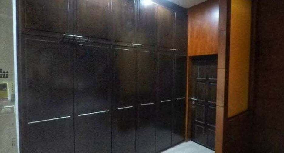 Haus zum Kauf mit 3 Zimmer in Lam Luk Ka, Pathum Thani