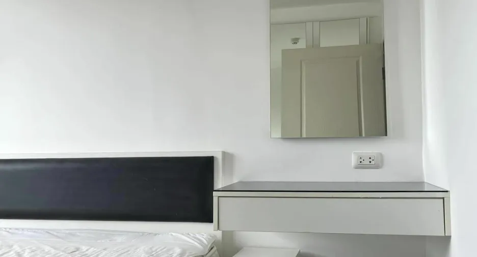 For sale 1 Beds condo in Bang Na, Bangkok