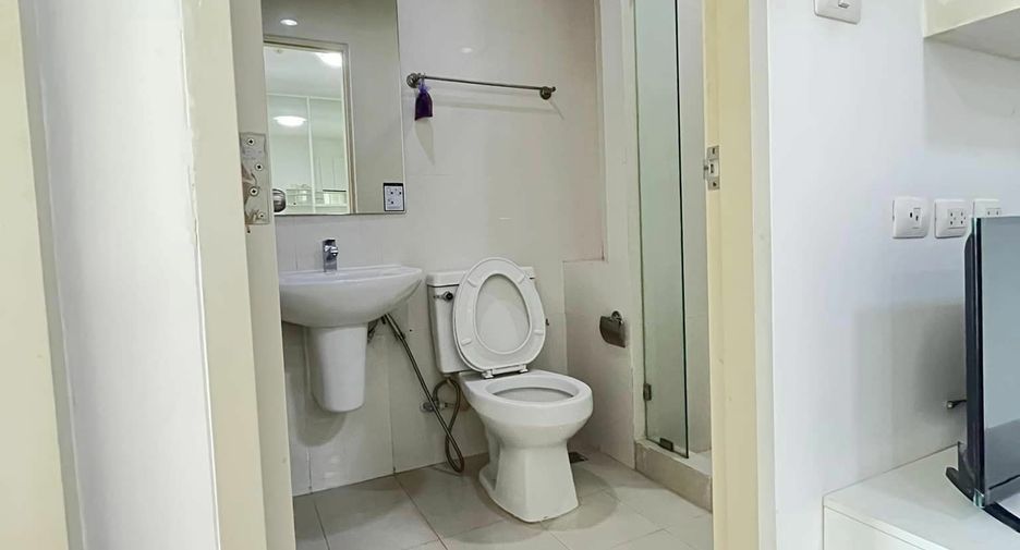 For sale 1 Beds condo in Bang Na, Bangkok