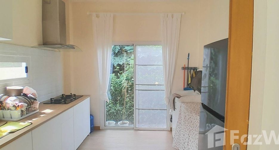 À vendre 3 chambres maison à Pluak Daeng, Rayong