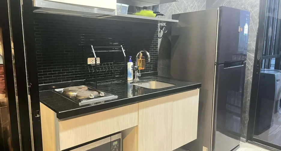 For sale and for rent 1 bed condo in Watthana, Bangkok