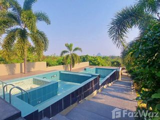For sale 5 bedrooms villa in Mueang Chiang Rai, Chiang Rai