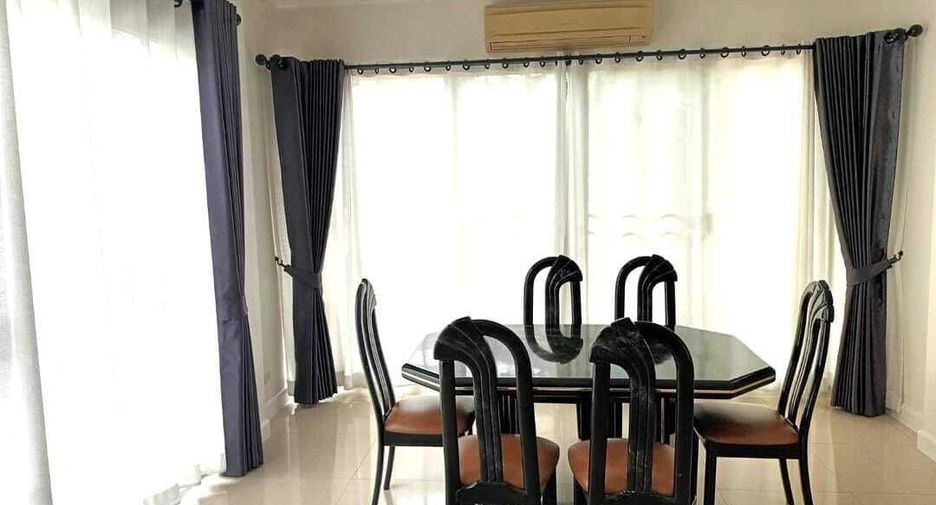 Casa en alquiler de 3 habitaciones en Mueang Nonthaburi, Nonthaburi