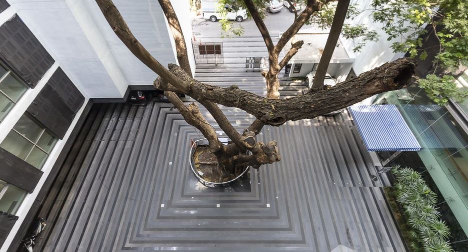 For sale and for rent 2 bedrooms condo in Watthana, Bangkok