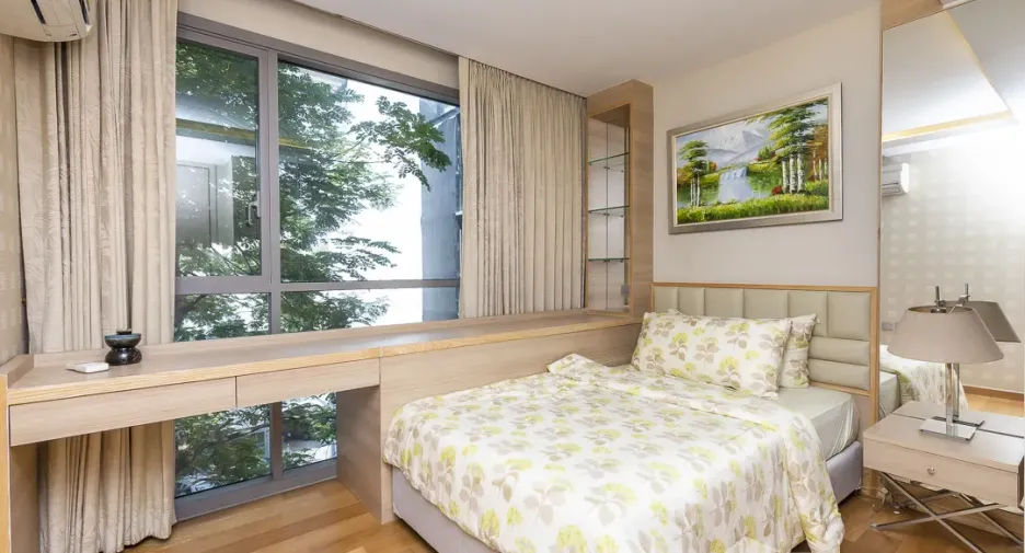 For rent and for sale 2 bedrooms condo in Watthana, Bangkok