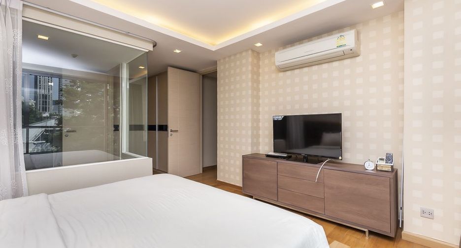 For sale and for rent 2 bedrooms condo in Watthana, Bangkok
