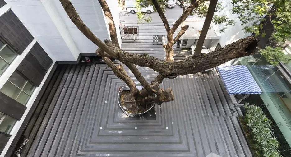 For rent and for sale 2 bedrooms condo in Watthana, Bangkok
