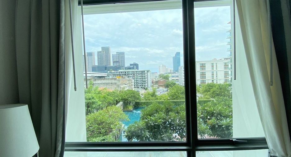 À vendre 1 chambre condo à Phra Khanong, Bangkok