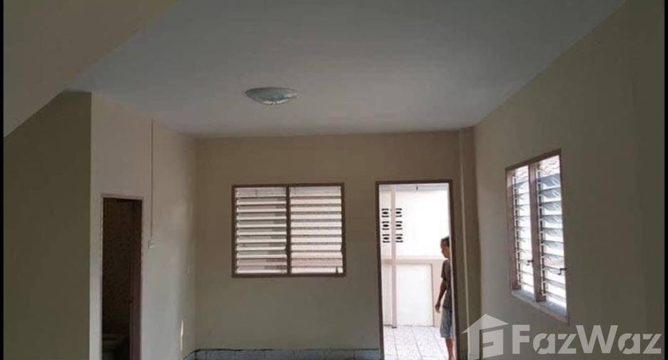 出售 3 卧室 办公室 在 Mueang Rayong, Rayong