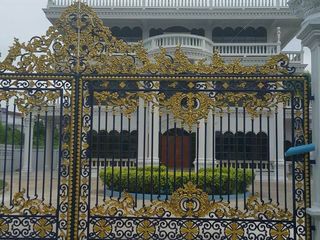 For sale 5 bedrooms house in Mueang Nakhon Pathom, Nakhon Pathom