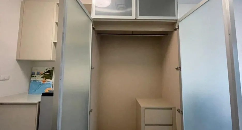 For sale studio condo in Huai Khwang, Bangkok