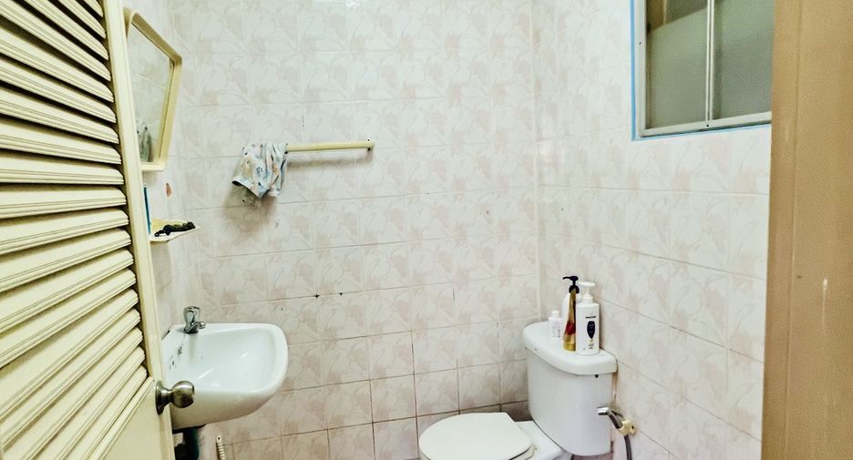 For sale 3 ベッドルーム house in Mueang Udon Thani, Udon Thani