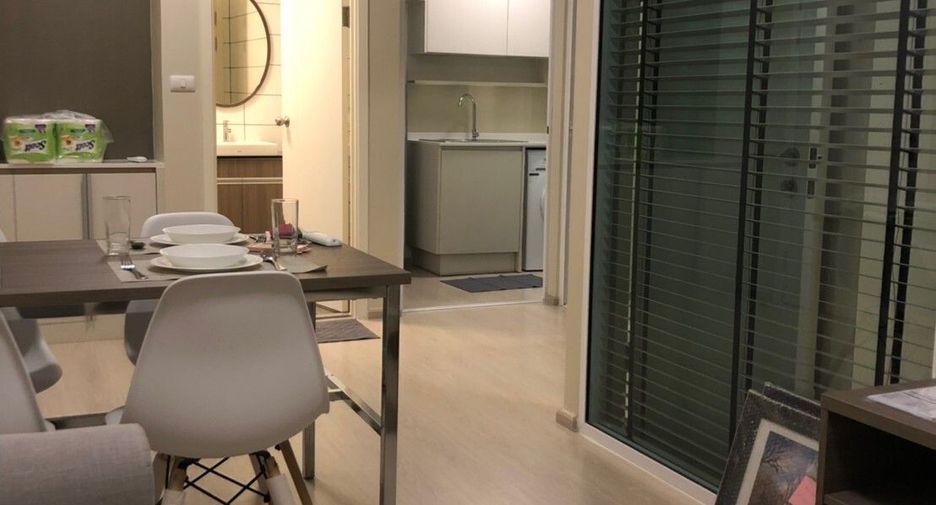 For sale 2 bedrooms condo in Huai Khwang, Bangkok