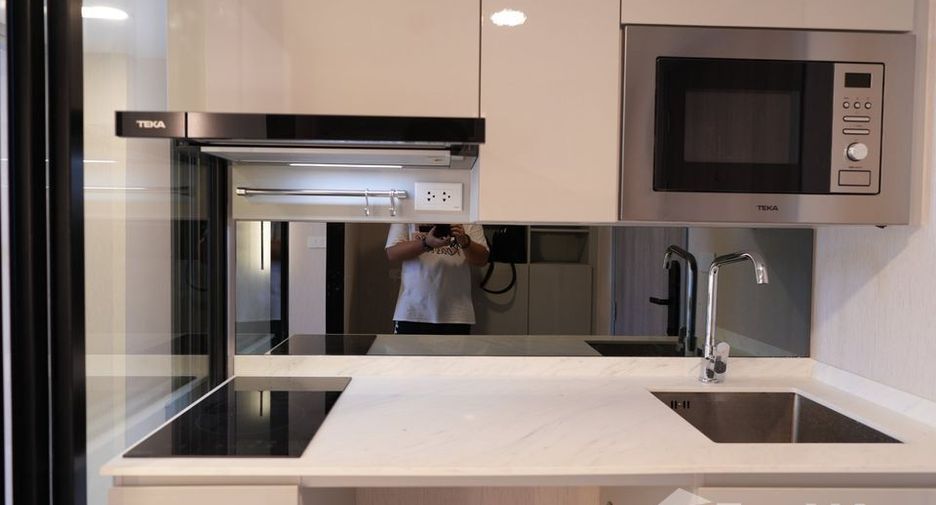 For sale 1 bed condo in Huai Khwang, Bangkok