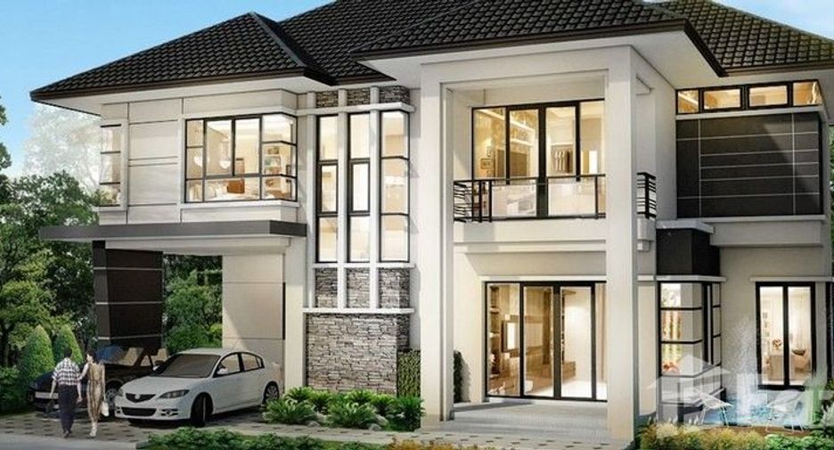 For sale 5 bedrooms house in Mueang Nakhon Ratchasima, Nakhon Ratchasima
