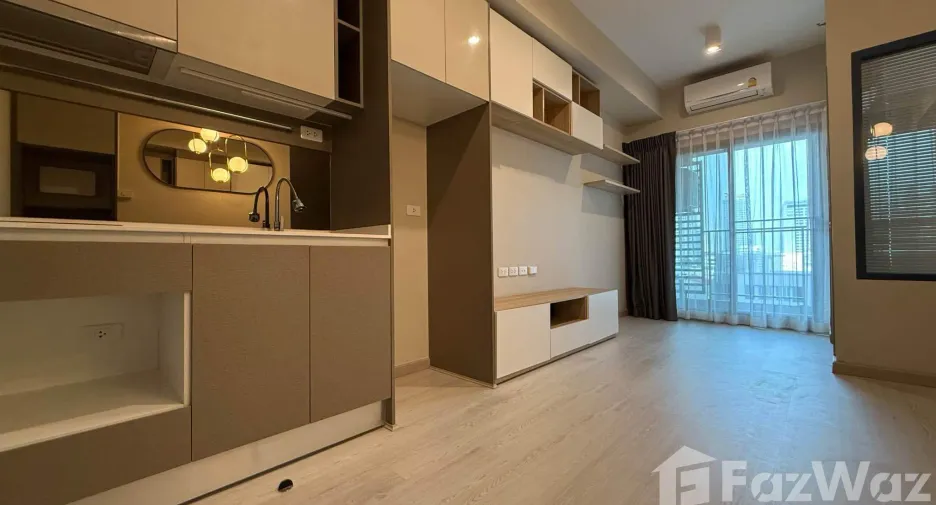 Продажа и аренда 1 кровать кондо в Хуаи Кхщанг, Бангкок